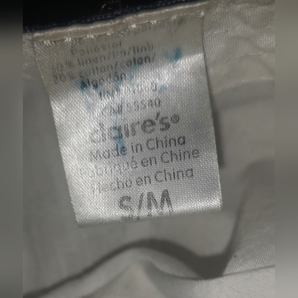 Claire's hat. - Picture 5 of 5